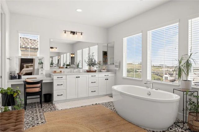 1716 Sonora Creek, Lake Forest, CA 92610