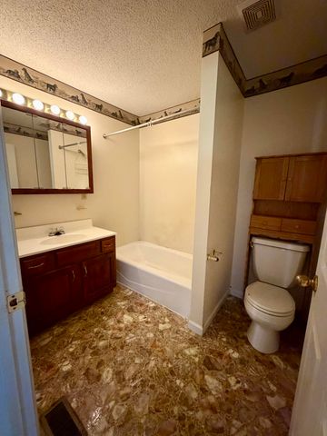 2071 E Highway 577, Manchester, KY 40962