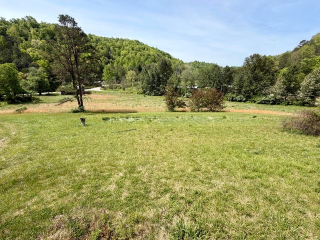 2071 E Highway 577, Manchester, KY 40962