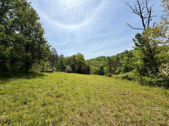 2071 E Highway 577, Manchester, KY 40962