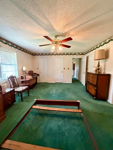 2071 E Highway 577, Manchester, KY 40962