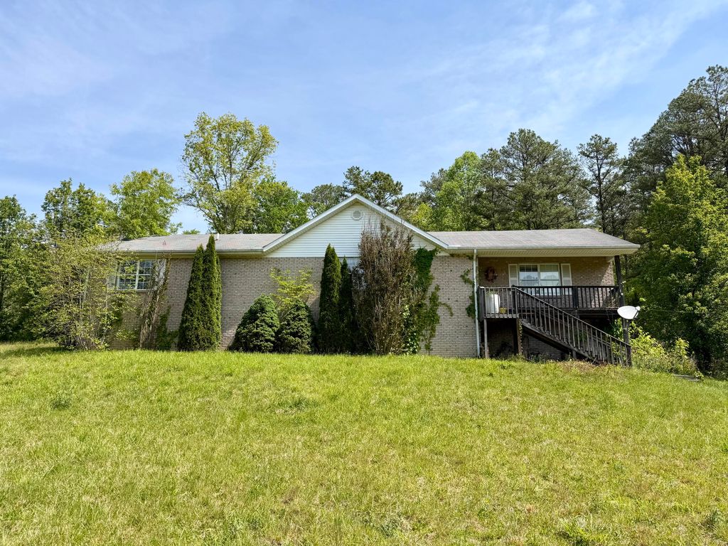 2071 E Highway 577, Manchester, KY 40962