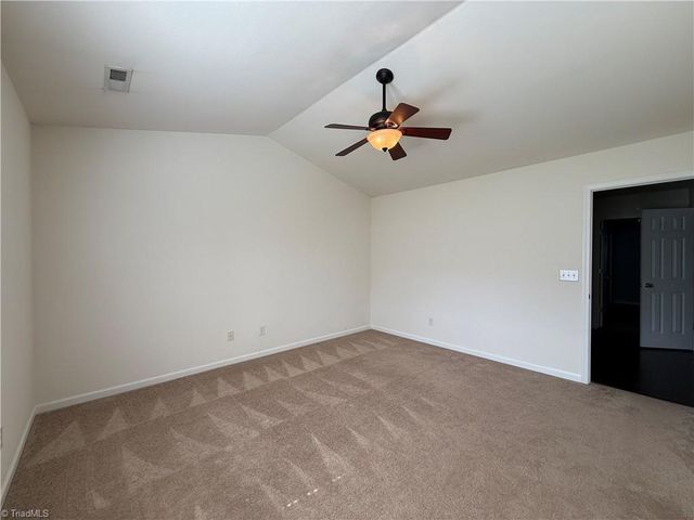 5994 Fox Point Circle, Winston-salem, NC 27104
