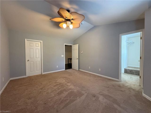 5994 Fox Point Circle, Winston-salem, NC 27104