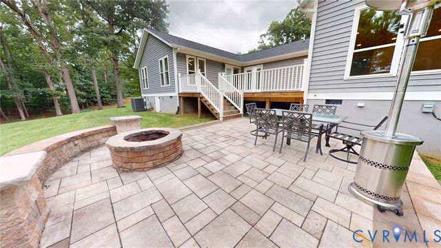 907 Sunset Dr, Goochland, VA 23103