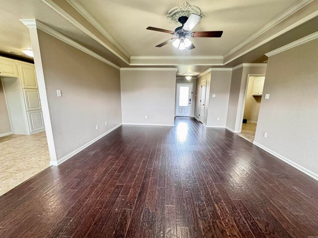 35 Chantileer Lane, Ward, AR 72176