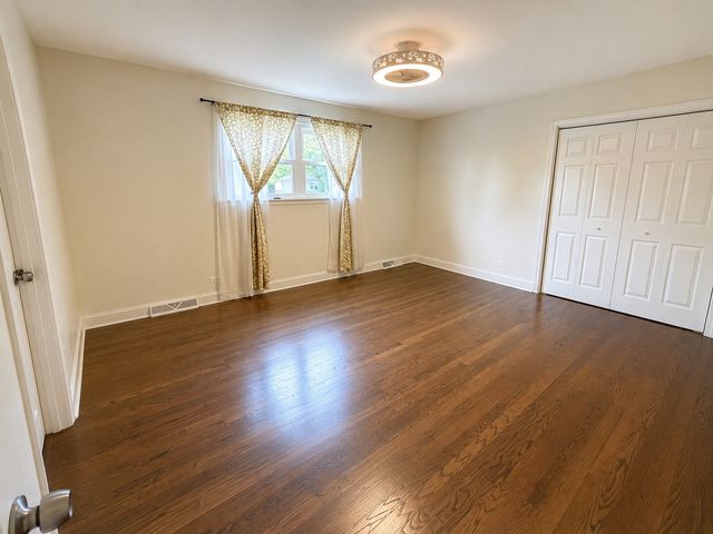 606 71st Street, Darien, IL 60561