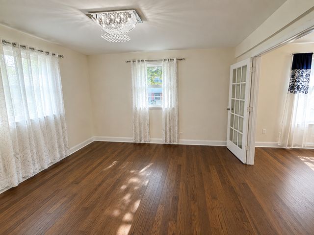 606 71st Street, Darien, IL 60561