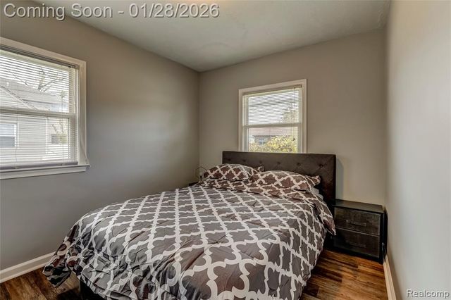 24122 Hass Street, Dearborn Heights, MI 48127