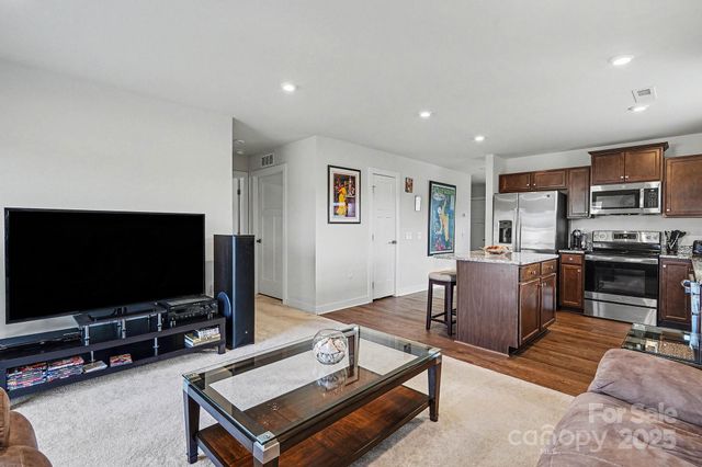 620 Grandiflora Avenue, Lancaster, SC 29720