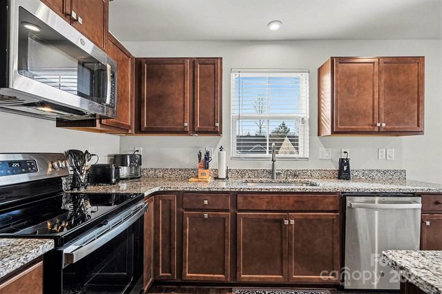 620 Grandiflora Avenue, Lancaster, SC 29720