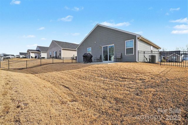 620 Grandiflora Avenue, Lancaster, SC 29720