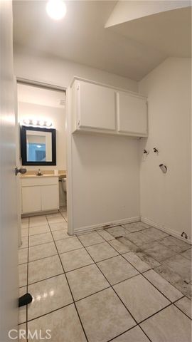 1700 Lynne 4, Santa Maria, CA 93454