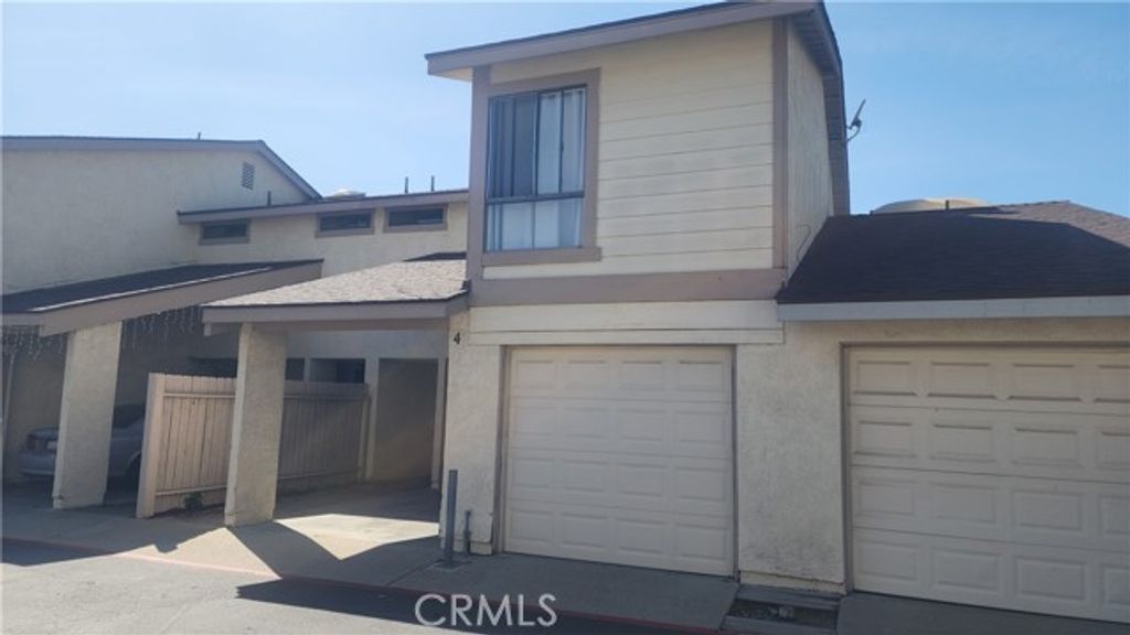 1700 Lynne 4, Santa Maria, CA 93454