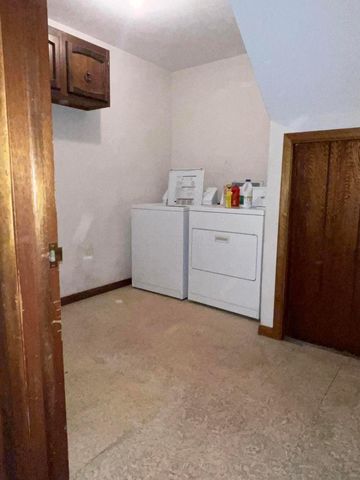 1850 Cedar Circle, Heath, OH 43056