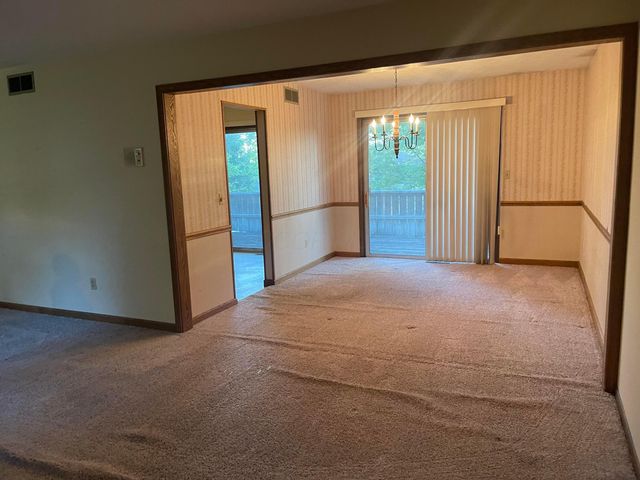 1850 Cedar Circle, Heath, OH 43056