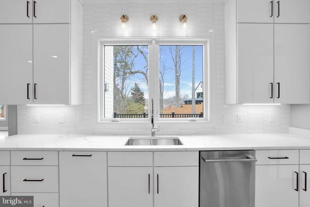 6226 KELLOGG DR, Mclean, VA 22101