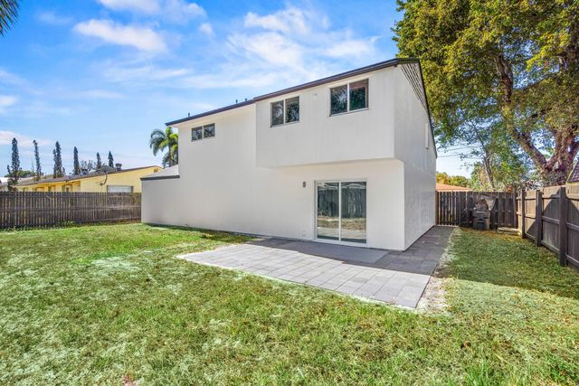 4412 Wilkinson Drive, Lake Worth, FL 33461