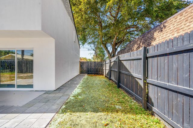 4412 Wilkinson Drive, Lake Worth, FL 33461