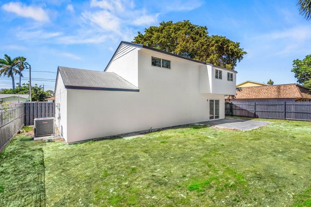 4412 Wilkinson Drive, Lake Worth, FL 33461