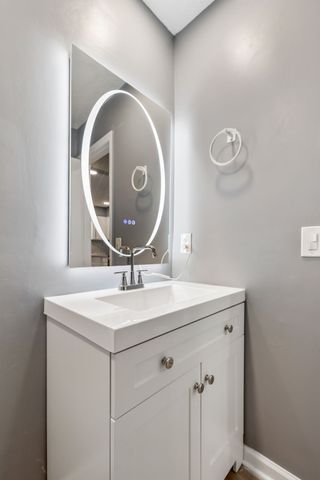 5144 Roxborough Dr, Hermitage, TN 37076