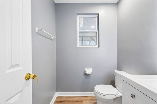 5144 Roxborough Dr, Hermitage, TN 37076