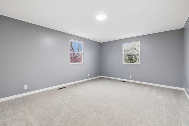 5144 Roxborough Dr, Hermitage, TN 37076