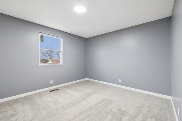 5144 Roxborough Dr, Hermitage, TN 37076