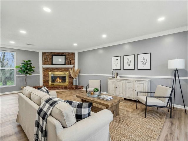 5144 Roxborough Dr, Hermitage, TN 37076