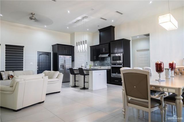 1101 S New Mexico Street, Mission, TX 78573