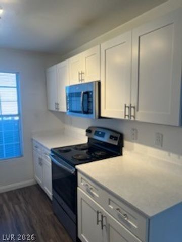 231 West Horizon Ridge Parkway 2926, Henderson, NV 89012