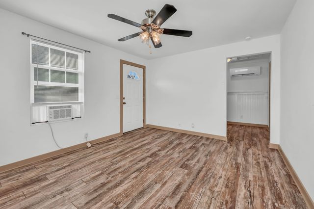 48 Maple St, Clarksville, TN 37042