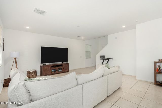 21953 E Thunderhead Drive, Red Rock, AZ 85145