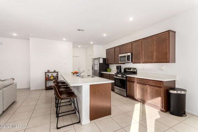 21953 E Thunderhead Drive, Red Rock, AZ 85145