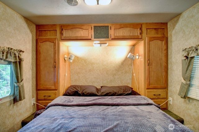 38 Gold Nugget Road, Deming, WA 98244