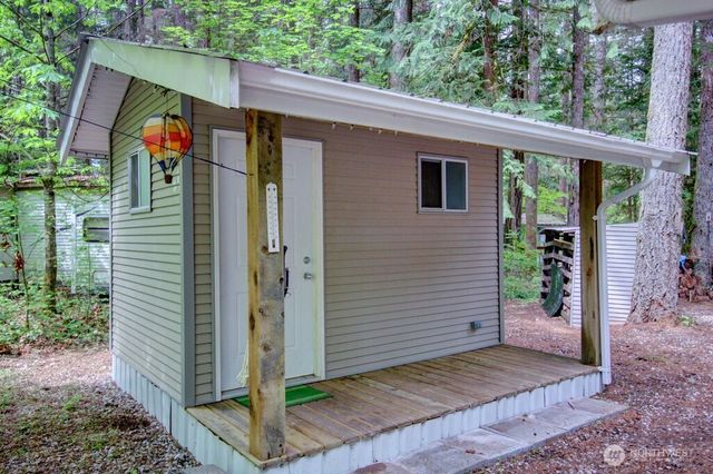 38 Gold Nugget Road, Deming, WA 98244