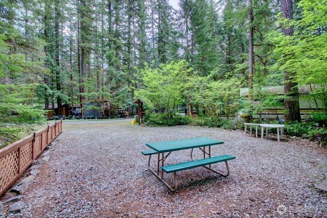 38 Gold Nugget Road, Deming, WA 98244