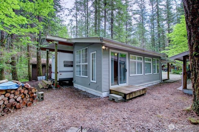 38 Gold Nugget Road, Deming, WA 98244