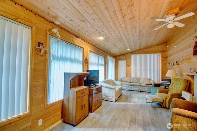 38 Gold Nugget Road, Deming, WA 98244