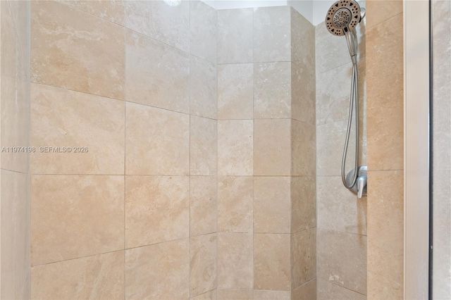 350 NE 24th St 406, Miami, FL 33137