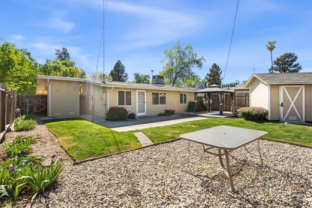 502 Dudley Dr, Roseville, CA 95678