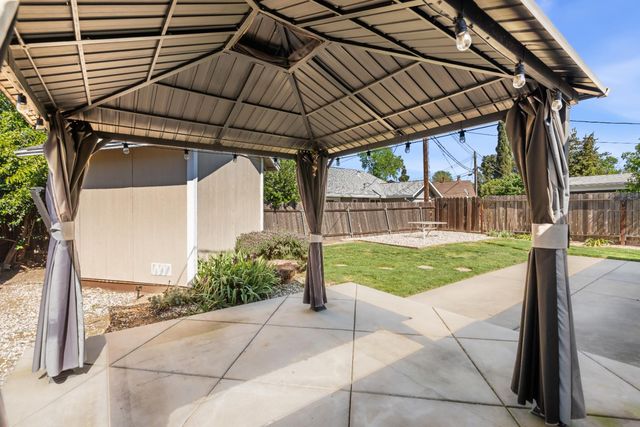 502 Dudley Dr, Roseville, CA 95678