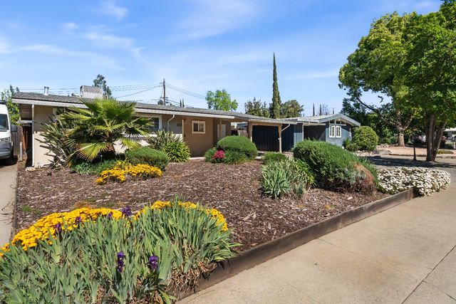 502 Dudley Dr, Roseville, CA 95678