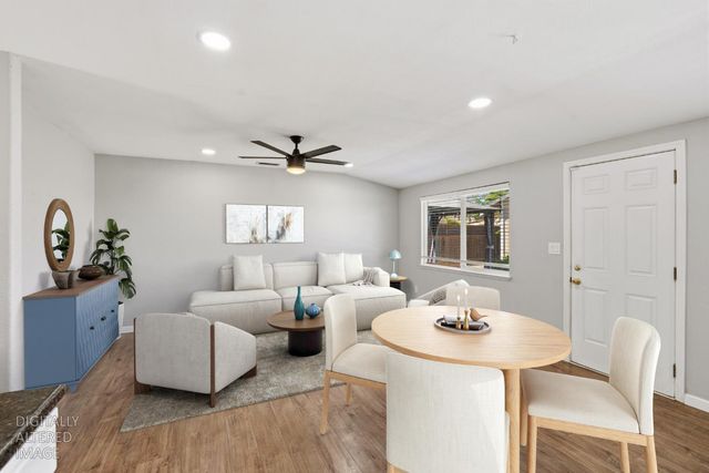 502 Dudley Dr, Roseville, CA 95678