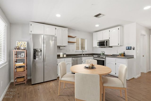 502 Dudley Dr, Roseville, CA 95678