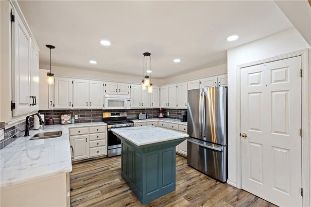 218 Virden Circle, Russellville, AR 72802