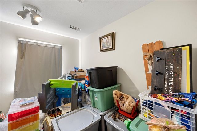 218 Virden Circle, Russellville, AR 72802