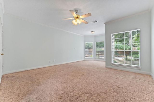 29 Berry Blossom Drive, The Woodlands, TX 77380