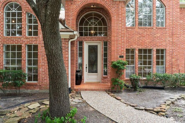 29 Berry Blossom Drive, The Woodlands, TX 77380