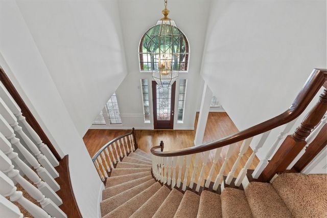 29 Berry Blossom Drive, The Woodlands, TX 77380